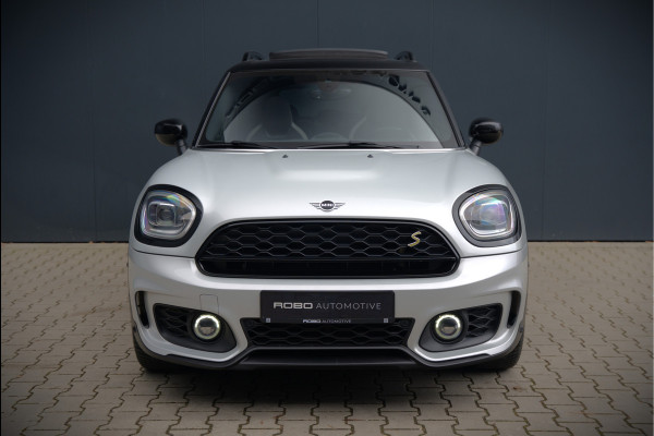 MINI Countryman 1.5 Cooper S E ALL4 | JCW | Panoramadak | Stoelverwarming | Harman Kardon | Head-Up Display | John Cooper Works | Camera | Apple Carplay | Parkeersensoren | Keyless | SOH 86%