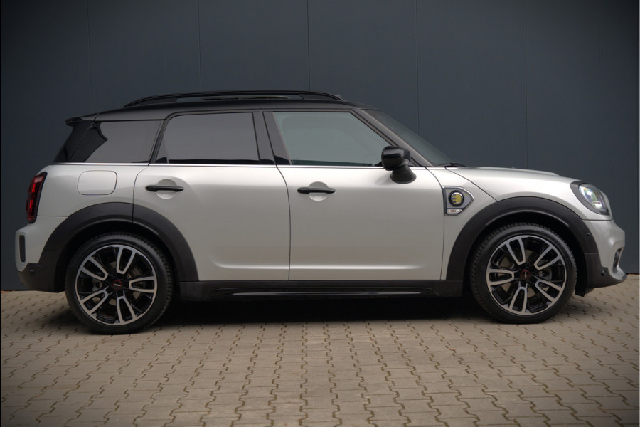 MINI Countryman 1.5 Cooper S E ALL4 | JCW | Panoramadak | Stoelverwarming | Harman Kardon | Head-Up Display | John Cooper Works | Camera | Apple Carplay | Parkeersensoren | Keyless | SOH 86%