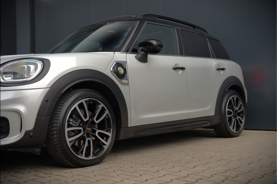 MINI Countryman 1.5 Cooper S E ALL4 | JCW | Panoramadak | Stoelverwarming | Harman Kardon | Head-Up Display | John Cooper Works | Camera | Apple Carplay | Parkeersensoren | Keyless | SOH 86%