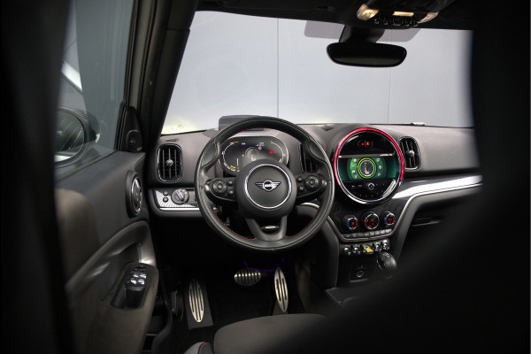 MINI Countryman 1.5 Cooper S E ALL4 | JCW | Panoramadak | Stoelverwarming | Harman Kardon | Head-Up Display | John Cooper Works | Camera | Apple Carplay | Parkeersensoren | Keyless | SOH 86%
