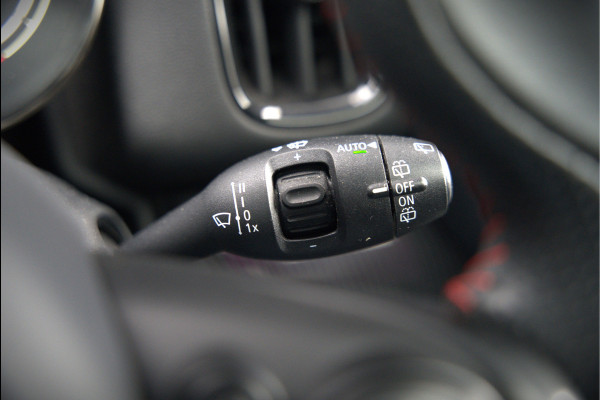 MINI Countryman 1.5 Cooper S E ALL4 | JCW | Panoramadak | Stoelverwarming | Harman Kardon | Head-Up Display | John Cooper Works | Camera | Apple Carplay | Parkeersensoren | Keyless | SOH 86%