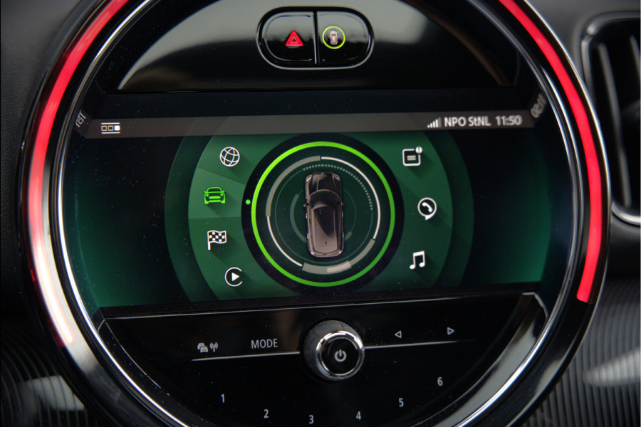 MINI Countryman 1.5 Cooper S E ALL4 | JCW | Panoramadak | Stoelverwarming | Harman Kardon | Head-Up Display | John Cooper Works | Camera | Apple Carplay | Parkeersensoren | Keyless | SOH 86%