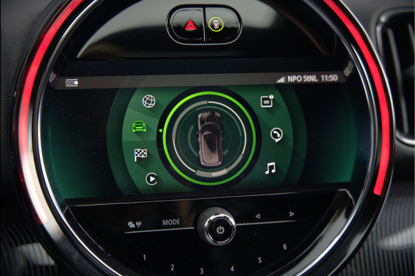 MINI Countryman 1.5 Cooper S E ALL4 | JCW | Panoramadak | Stoelverwarming | Harman Kardon | Head-Up Display | John Cooper Works | Camera | Apple Carplay | Parkeersensoren | Keyless | SOH 86%
