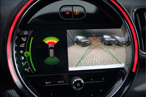 MINI Countryman 1.5 Cooper S E ALL4 | JCW | Panoramadak | Stoelverwarming | Harman Kardon | Head-Up Display | John Cooper Works | Camera | Apple Carplay | Parkeersensoren | Keyless | SOH 86%