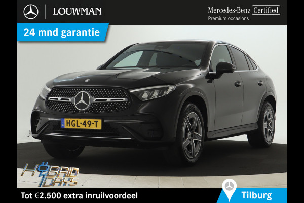 Mercedes-Benz GLC Coupé 300 e 4Matic AMG Plug-In Hybride | Trekhaak | Sfeerverlichting | Car Play | Parkeerpakket met Camera | Stuur en Stoelverwarming | Inclusief 24 maanden Mercedes-Benz Certified garantie voor Europa.