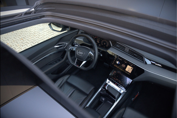 Audi e-tron Sportback 55 quattro S edition 95 kWh S-Line | Panoramadak | Bang & Olufsen | Carbon | Stoelverwarming | Camera | Matrix LED | Luchtvering | Cruise Control | Keyless | B&O | SOH 91,2%