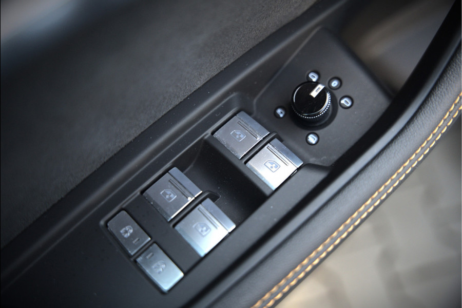 Audi e-tron Sportback 55 quattro S edition 95 kWh S-Line | Panoramadak | Bang & Olufsen | Carbon | Stoelverwarming | Camera | Matrix LED | Luchtvering | Cruise Control | Keyless | B&O | SOH 91,2%