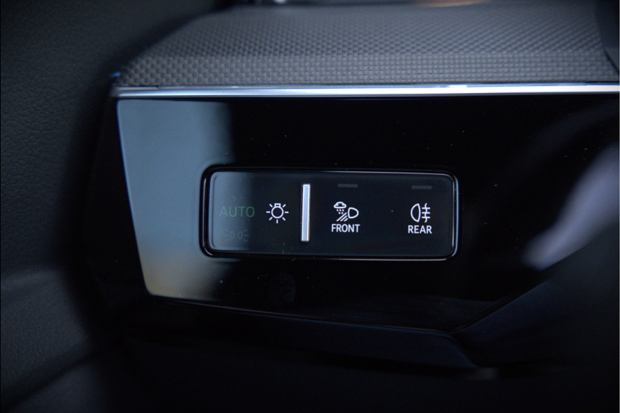 Audi e-tron Sportback 55 quattro S edition 95 kWh S-Line | Panoramadak | Bang & Olufsen | Carbon | Stoelverwarming | Camera | Matrix LED | Luchtvering | Cruise Control | Keyless | B&O | SOH 91,2%