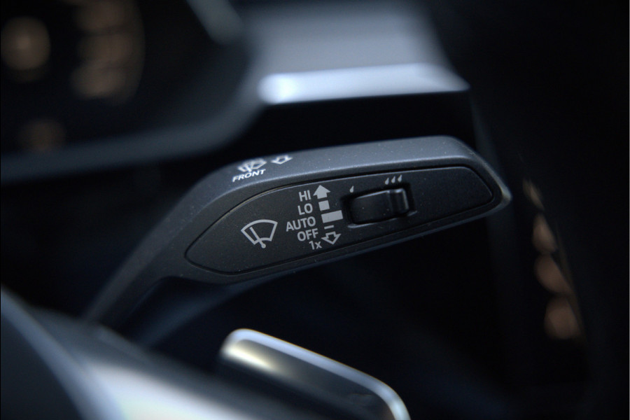 Audi e-tron Sportback 55 quattro S edition 95 kWh S-Line | Panoramadak | Bang & Olufsen | Carbon | Stoelverwarming | Camera | Matrix LED | Luchtvering | Cruise Control | Keyless | B&O | SOH 91,2%