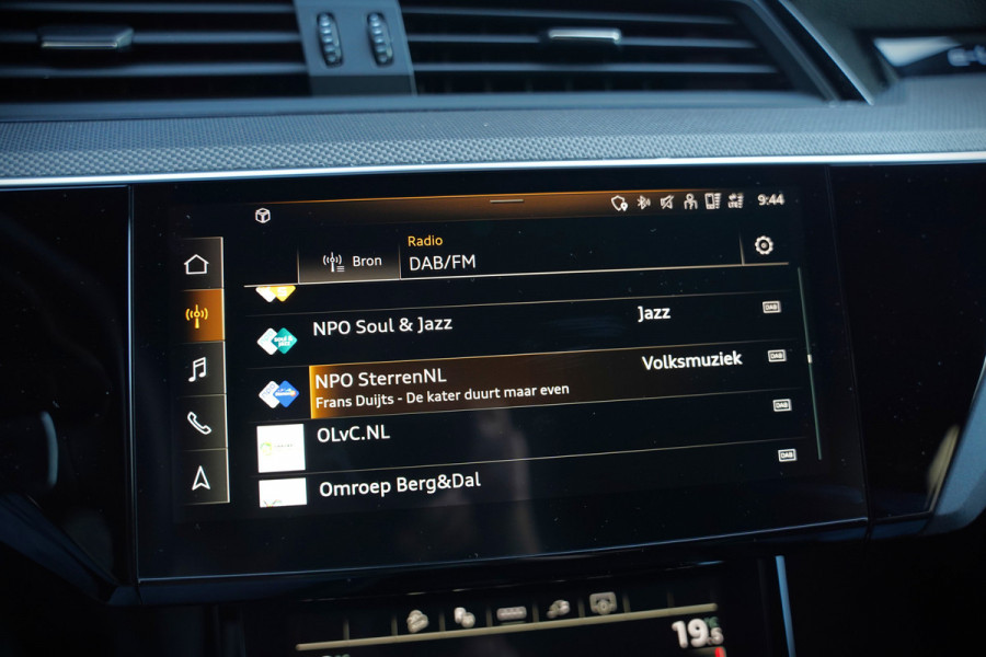 Audi e-tron Sportback 55 quattro S edition 95 kWh S-Line | Panoramadak | Bang & Olufsen | Carbon | Stoelverwarming | Camera | Matrix LED | Luchtvering | Cruise Control | Keyless | B&O | SOH 91,2%