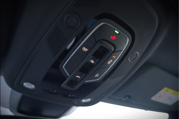 Audi e-tron Sportback 55 quattro S edition 95 kWh S-Line | Panoramadak | Bang & Olufsen | Carbon | Stoelverwarming | Camera | Matrix LED | Luchtvering | Cruise Control | Keyless | B&O | SOH 91,2%
