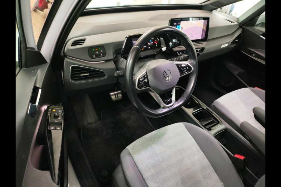 Volkswagen ID.3 First 58 kWh 204PK | Navigatie | Parkeersensoren | Stoelverwarming |