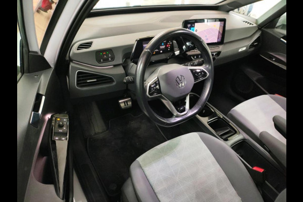 Volkswagen ID.3 First 58 kWh 204PK | Navigatie | Parkeersensoren | Stoelverwarming |