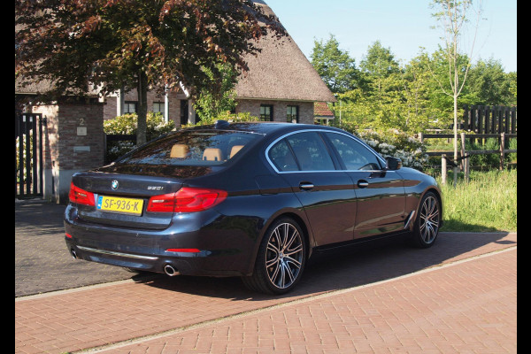 BMW 5 Serie 530i High Executive | Panoramadak | Sfeerverlichting | Apple Carplay | Cruise Control |
