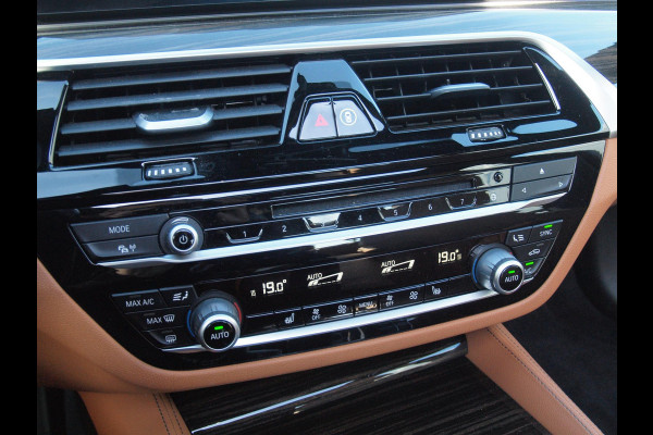 BMW 5 Serie 530i High Executive | Panoramadak | Sfeerverlichting | Apple Carplay | Cruise Control |