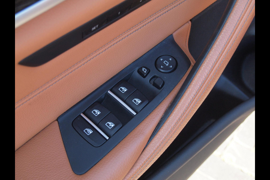 BMW 5 Serie 530i High Executive | Panoramadak | Sfeerverlichting | Apple Carplay | Cruise Control |