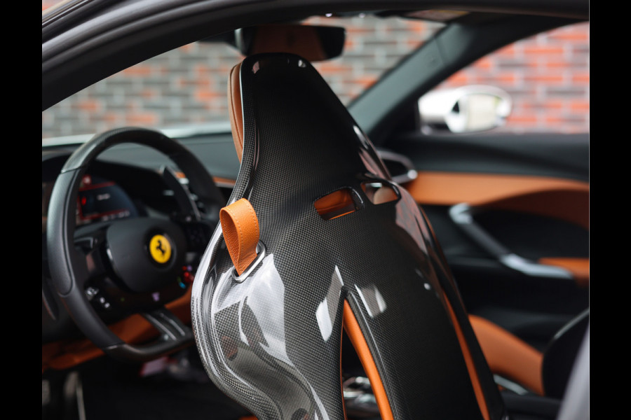 Ferrari 296 GTB 3.0 V6 | Atelier - Lift - Carbon