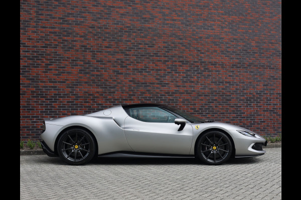 Ferrari 296 GTB 3.0 V6 | Atelier - Lift - Carbon