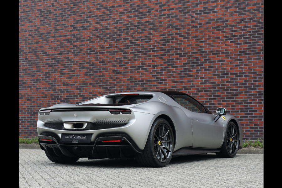 Ferrari 296 GTB 3.0 V6 | Atelier - Lift - Carbon