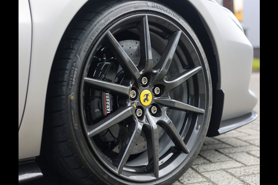 Ferrari 296 GTB 3.0 V6 | Atelier - Lift - Carbon
