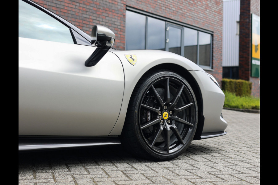 Ferrari 296 GTB 3.0 V6 | Atelier - Lift - Carbon