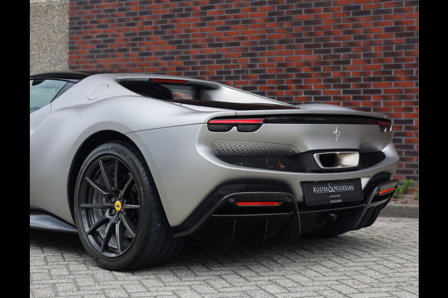 Ferrari 296 GTB 3.0 V6 | Atelier - Lift - Carbon