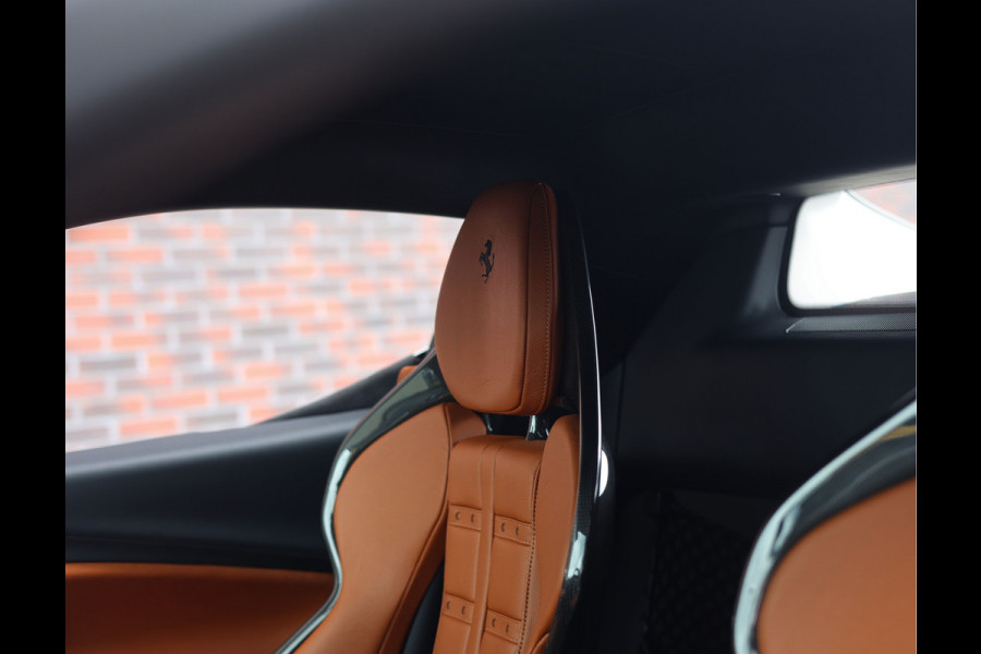 Ferrari 296 GTB 3.0 V6 | Atelier - Lift - Carbon
