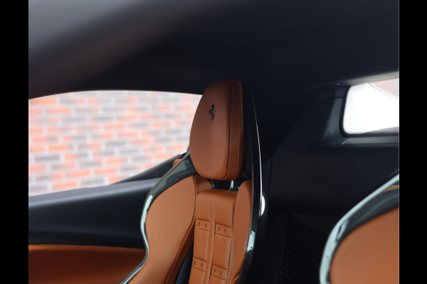 Ferrari 296 GTB 3.0 V6 | Atelier - Lift - Carbon