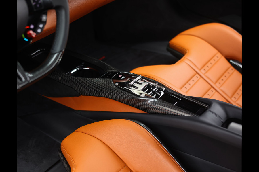 Ferrari 296 GTB 3.0 V6 | Atelier - Lift - Carbon