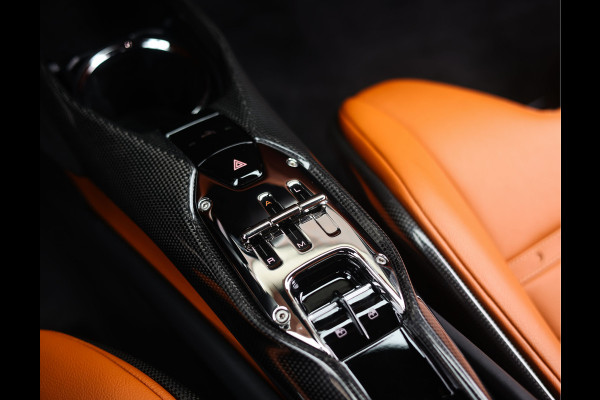 Ferrari 296 GTB 3.0 V6 | Atelier - Lift - Carbon