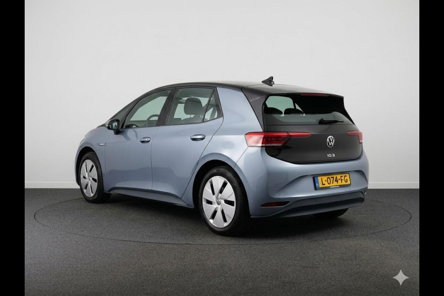 Volkswagen ID.3 Life 58 kWh 204 PK | Navigatie | Parkeersensoren | stoelverwarming |