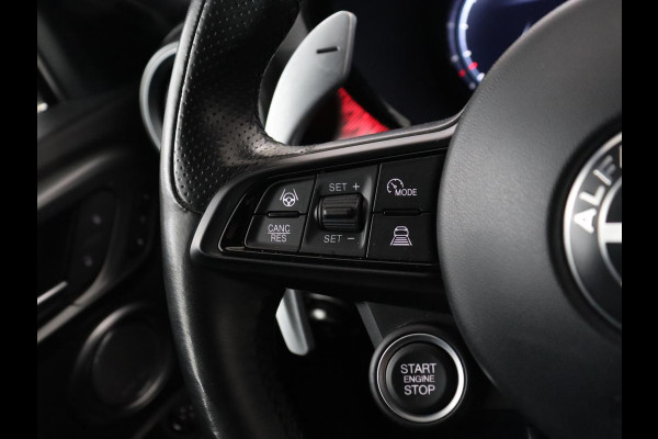 Alfa Romeo Tonale 1.5T Hybrid Edizione Speciale | Stoelventilatie | Leder | Harman/Kardon | Adaptive cruise | Matrix LED | Carplay | Camera | Stoelverwarming | Navigatie | Keyless | Stuurverwarming | Origineel NL