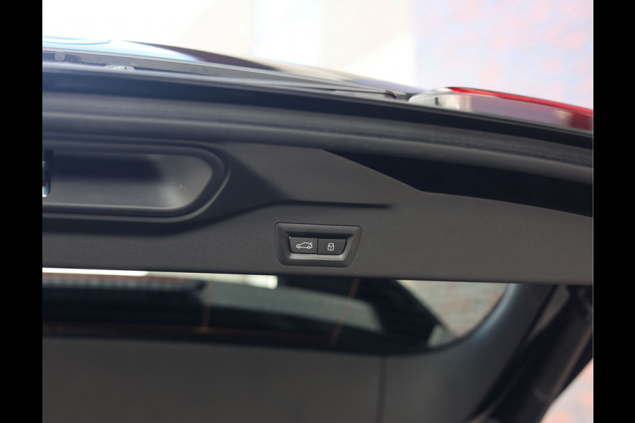 BMW X5 50e xDrive | M Performance - Pano - Trekhaak - H/K