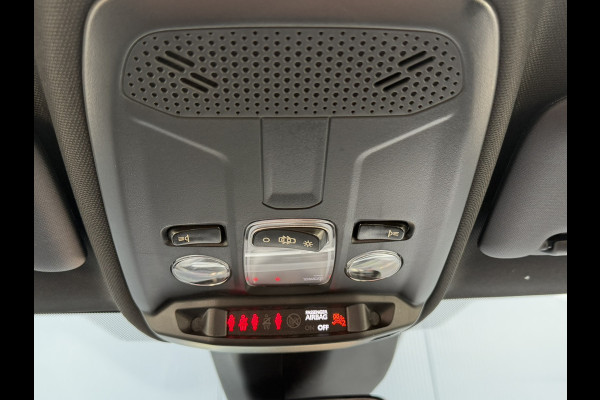 Opel Corsa 1.2 Turbo GS | Camera | Parkeersensoren voor/achter | Panorama | Stoel en stuurverwarming | Cruisecontrol | Climate | Apple Carp