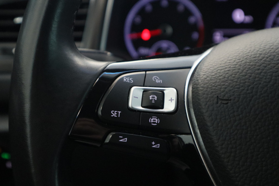 Volkswagen T-Roc 1.0 TSI Style PDC Camera ACC Navi