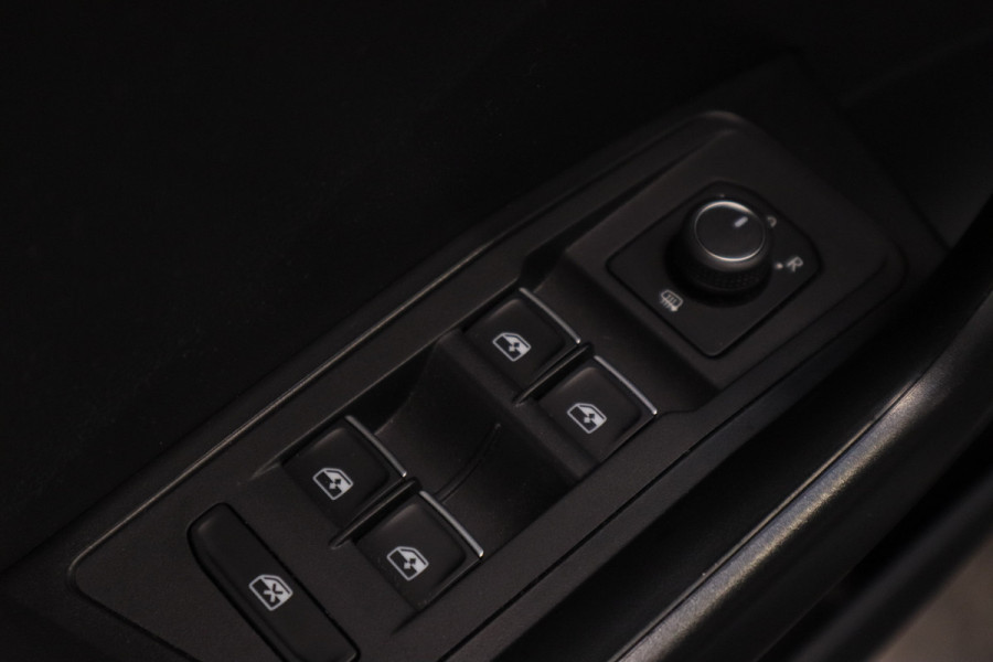 Volkswagen T-Roc 1.0 TSI Style PDC Camera ACC Navi
