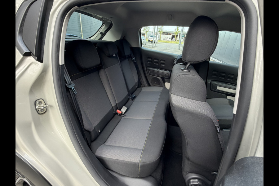 Citroën C3 1.2 PureTech Feel | Licht/regen sensor | Cruise Control | Parkeersensoren | Apple carplay/Android Auto