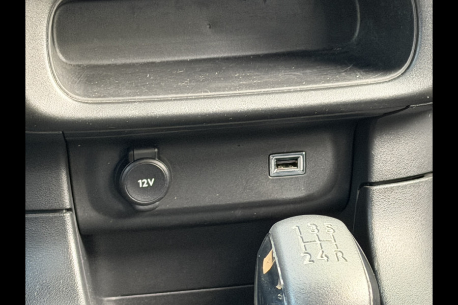 Citroën C3 1.2 PureTech Feel | Licht/regen sensor | Cruise Control | Parkeersensoren | Apple carplay/Android Auto