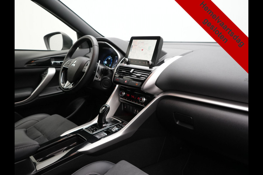 Mitsubishi Eclipse Cross 2.4 Intense+ PHEV 188pk Dealer O.H. | Trekhaak Afn. | 360 Camera | Adaptive Cruise | Lederen Sportstoelen & Stuur Verwarmd | Navigatie Via TomTom | Apple Carplay | Keyless | Blis | DAB |  Plug In Hybrid