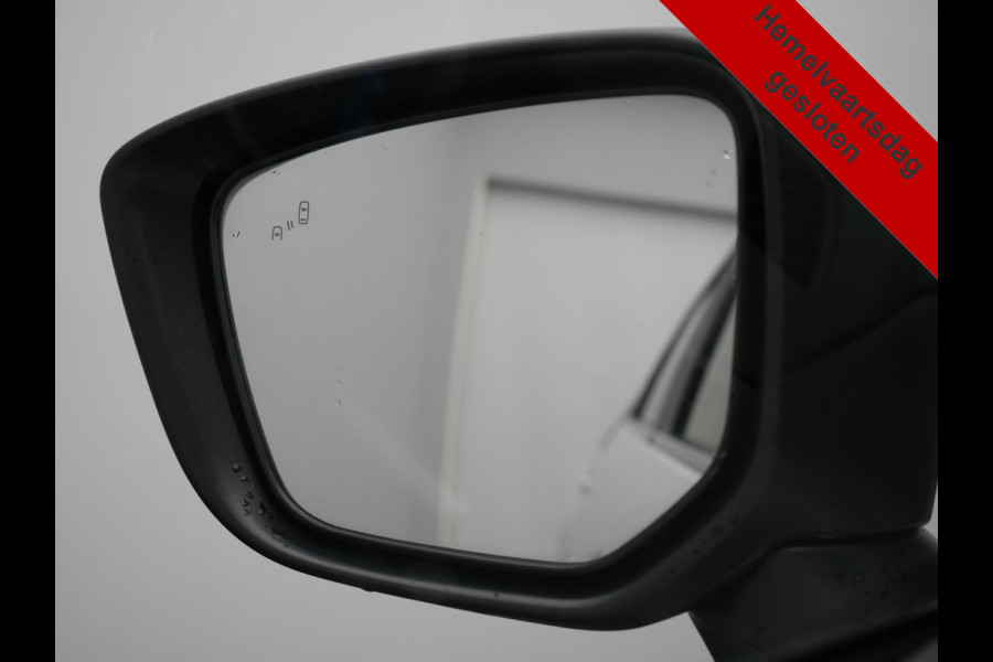 Mitsubishi Eclipse Cross 2.4 Intense+ PHEV 188pk Dealer O.H. | Trekhaak Afn. | 360 Camera | Adaptive Cruise | Lederen Sportstoelen & Stuur Verwarmd | Navigatie Via TomTom | Apple Carplay | Keyless | Blis | DAB |  Plug In Hybrid