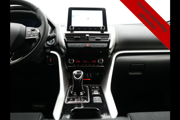 Mitsubishi Eclipse Cross 2.4 Intense+ PHEV 188pk Dealer O.H. | Trekhaak Afn. | 360 Camera | Adaptive Cruise | Lederen Sportstoelen & Stuur Verwarmd | Navigatie Via TomTom | Apple Carplay | Keyless | Blis | DAB |  Plug In Hybrid