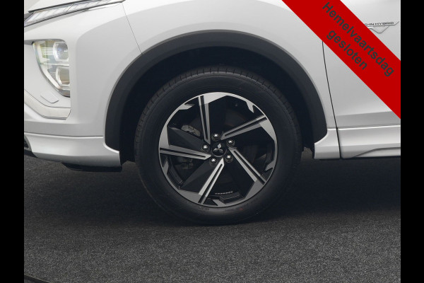 Mitsubishi Eclipse Cross 2.4 Intense+ PHEV 188pk Dealer O.H. | Trekhaak Afn. | 360 Camera | Adaptive Cruise | Lederen Sportstoelen & Stuur Verwarmd | Navigatie Via TomTom | Apple Carplay | Keyless | Blis | DAB |  Plug In Hybrid