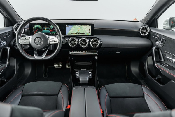 Mercedes-Benz A-Klasse 250 4MATIC AMG Line |Pano|360|Sfeerverlichting