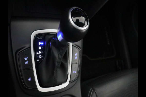 Hyundai Kona 1.6 GDI HEV Premium | 1e eigenaar | Stoelventilatie | Leder | Adaptive cruise | Head-Up | Trekhaak | Achterbankverwarming | Carplay | Navigatie | Keyless | Krell Audio | Side Assist | Stoelverwarming