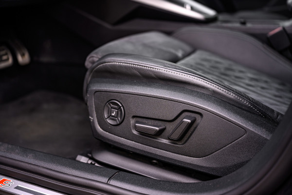 Audi A3 Sportback 45 TFSI e S edition Competition RS-Seats/Massage/245PK