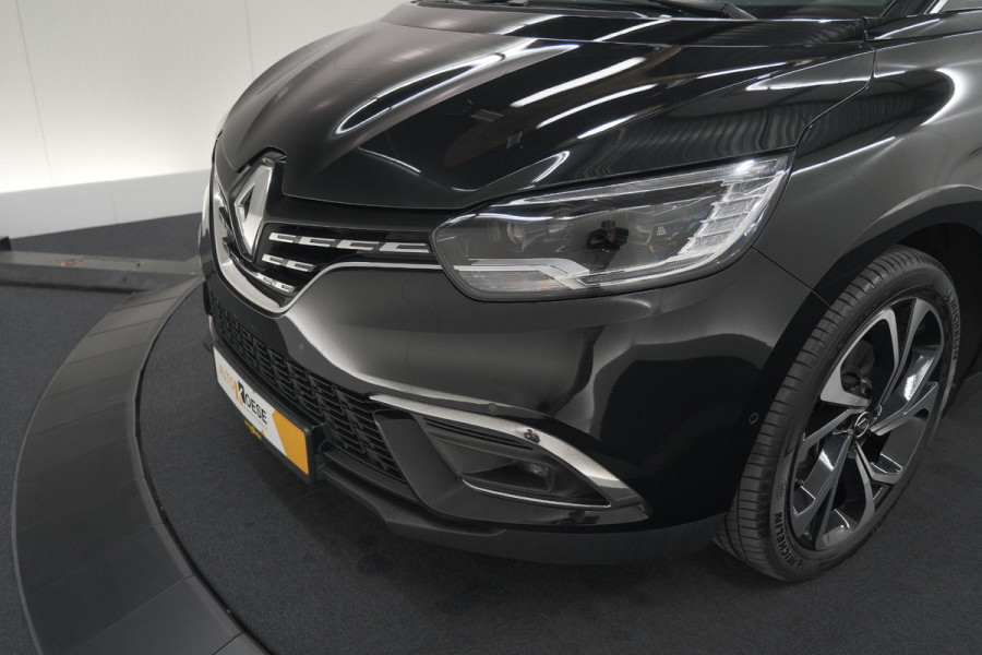 Renault Scénic TCE 160 EDC Black Edition | Trekhaak | Adaptieve Cruise Control | BOSE Premium Audio | Panoramadak