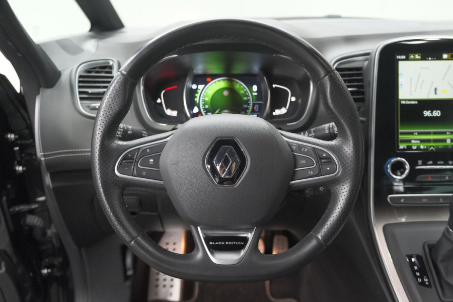 Renault Scénic TCE 160 EDC Black Edition | Trekhaak | Adaptieve Cruise Control | BOSE Premium Audio | Panoramadak