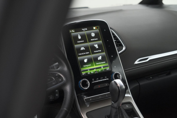 Renault Scénic TCE 160 EDC Black Edition | Trekhaak | Adaptieve Cruise Control | BOSE Premium Audio | Panoramadak