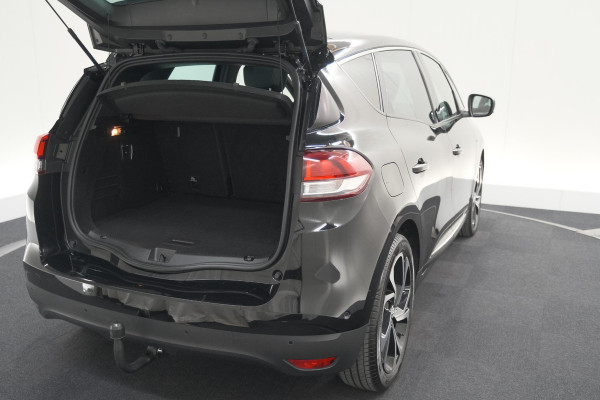 Renault Scénic TCE 160 EDC Black Edition | Trekhaak | Adaptieve Cruise Control | BOSE Premium Audio | Panoramadak
