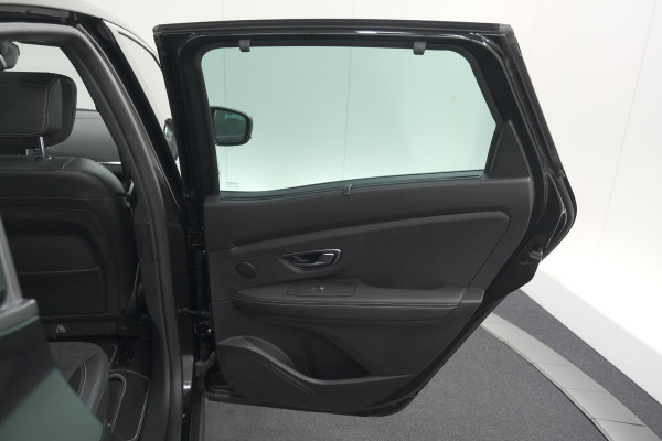 Renault Scénic TCE 160 EDC Black Edition | Trekhaak | Adaptieve Cruise Control | BOSE Premium Audio | Panoramadak